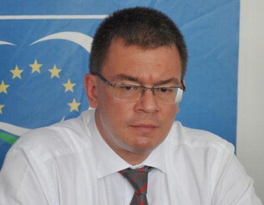 Mihai Răzvan Ungureanu este aşteptat la Constanţa